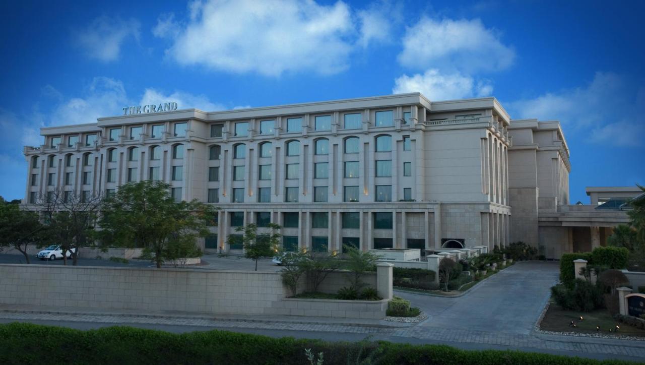 Hotel The Grand Neu-Delhi Exterior foto